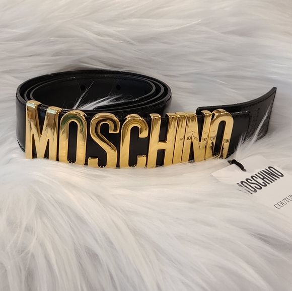 🚫SOLD⛔️MOSCHINO LOGO PLAGUE LEATHER BELT - Picture 2 of 9